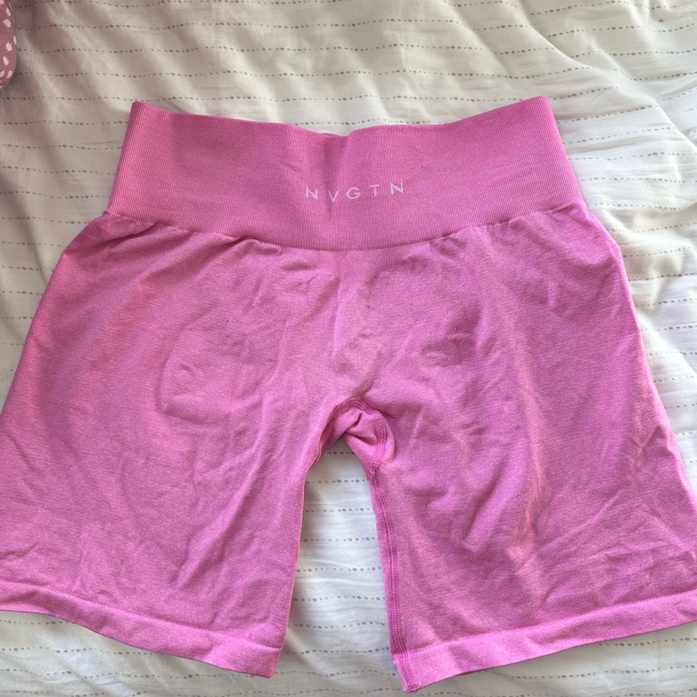 Pink nvgtn short